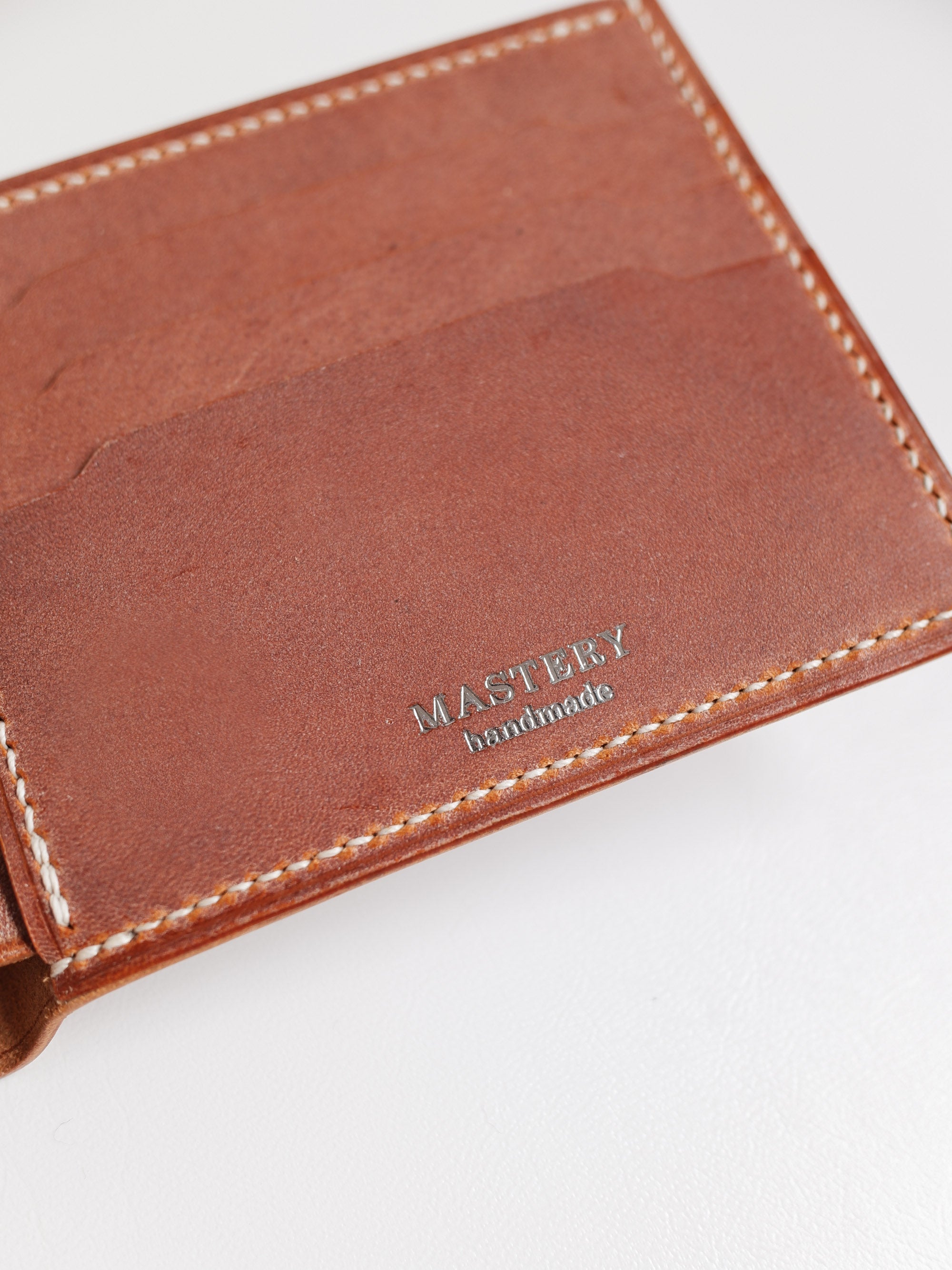 Classic Bi Fold Wallet (exclusive online)