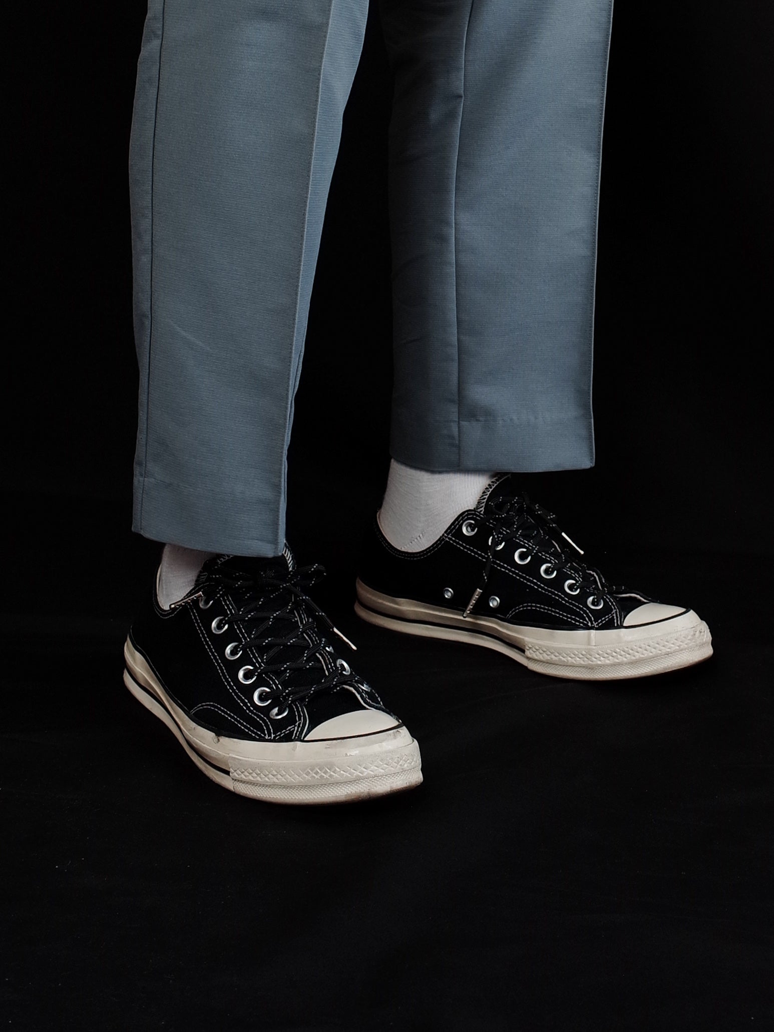 Relaxed Center-Stitched Drawstring Trousers
