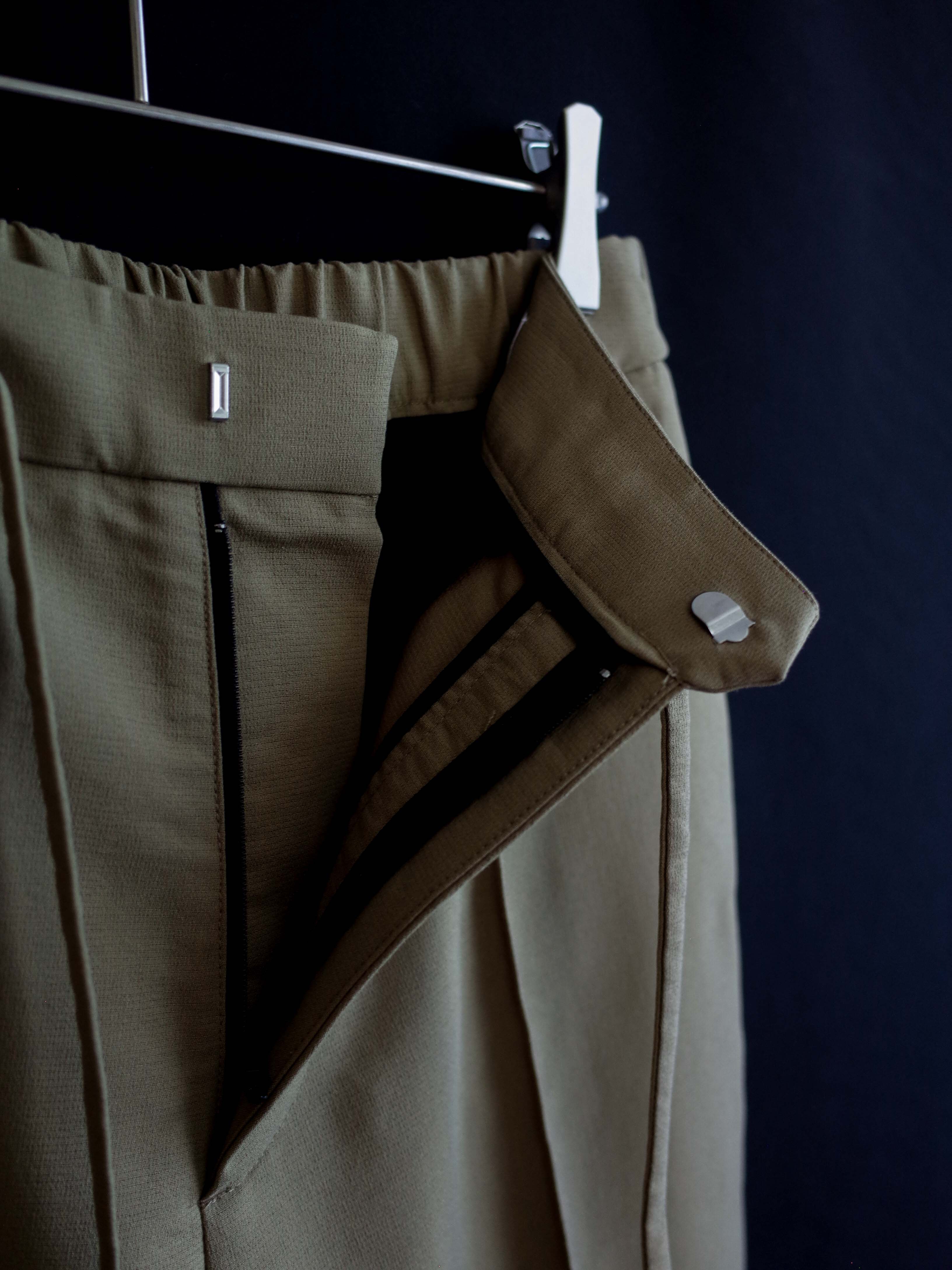 Relaxed Center-Stitched Drawstring Trousers