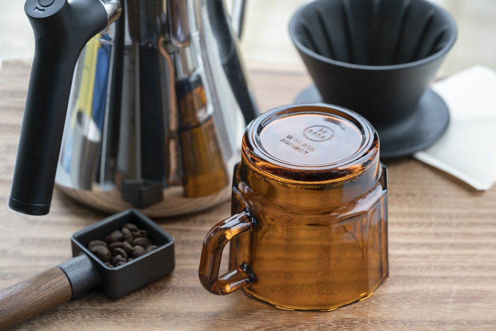 W Glass and Coffee Set